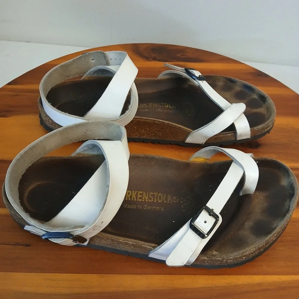 Birkenstock Yara Womens 39 White Slides Sandals Corkboard Straps